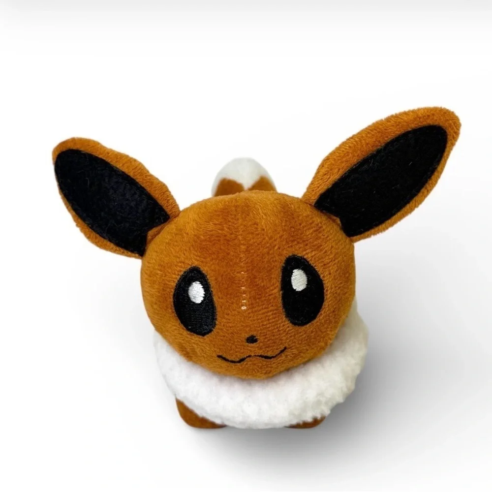 Vintage 2010/11 Pokemon Center Plush Eevee, Flareon, Jolteon Lot of 3, 5” EUC